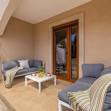 Villa Dijana East Linardići