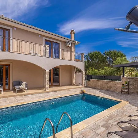 Dijana East Villa *
